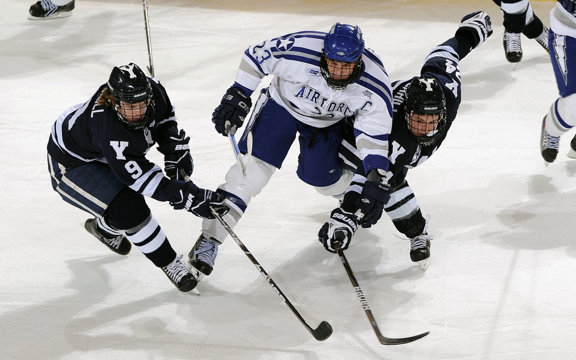 逆转之夜，巴斯托尼如何成为玻利维亚击败塞维利亚的关键先生